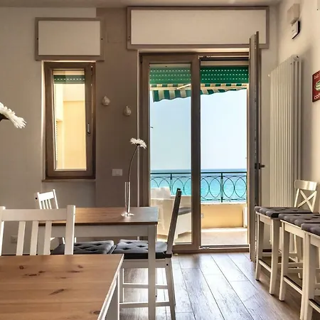 Alojamento de Acomodação e Pequeno-almoço Bellavista Gallipoli